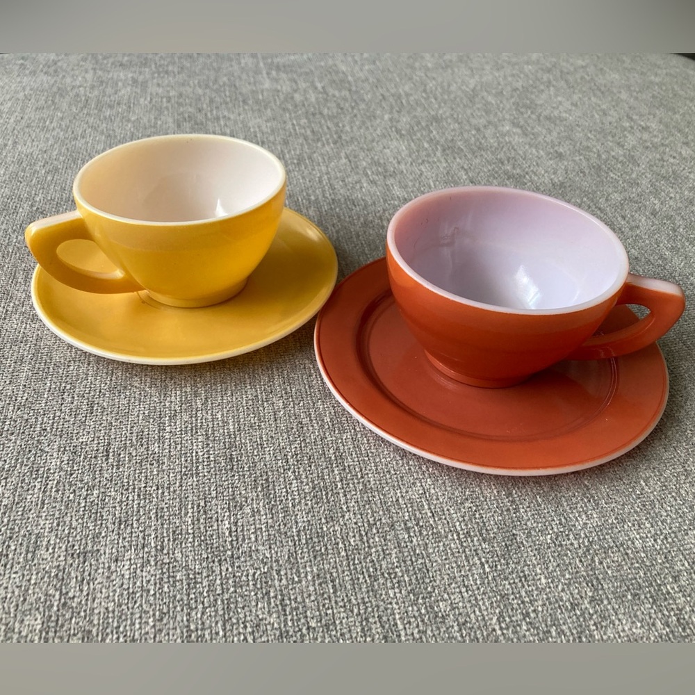 Pyrex-type Vintage Tea Cups